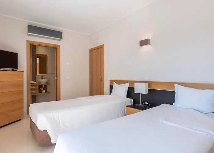 Vale Da Lapa Village 5*